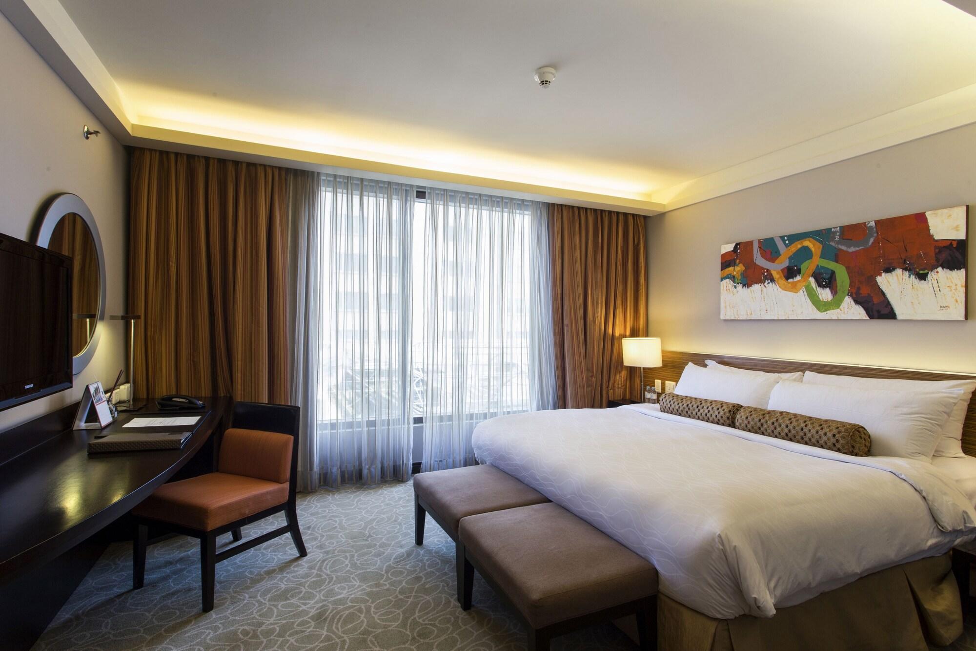 Hotel The Bellevue Manila à Muntinlupa City Extérieur photo