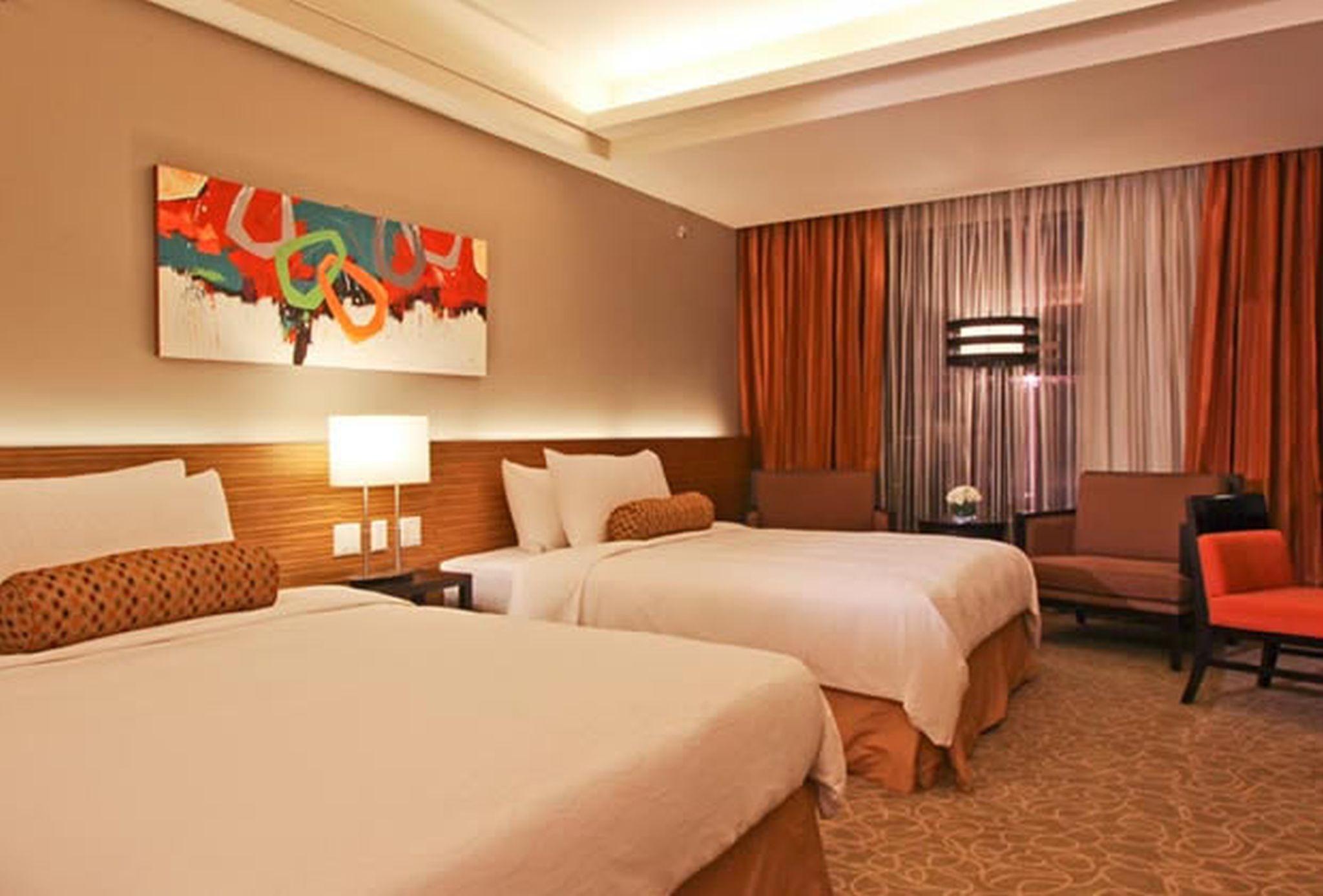 Hotel The Bellevue Manila à Muntinlupa City Extérieur photo