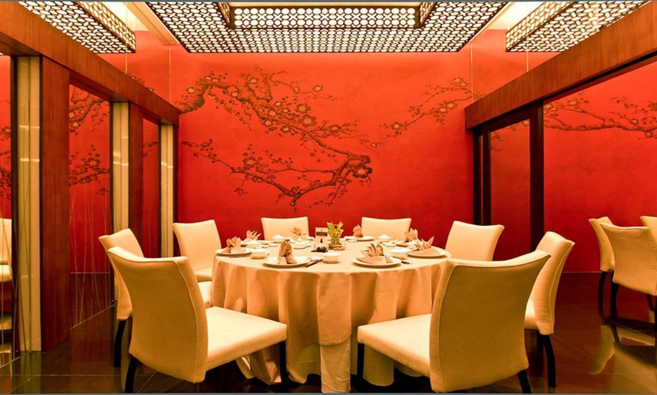 Hotel The Bellevue Manila à Muntinlupa City Extérieur photo