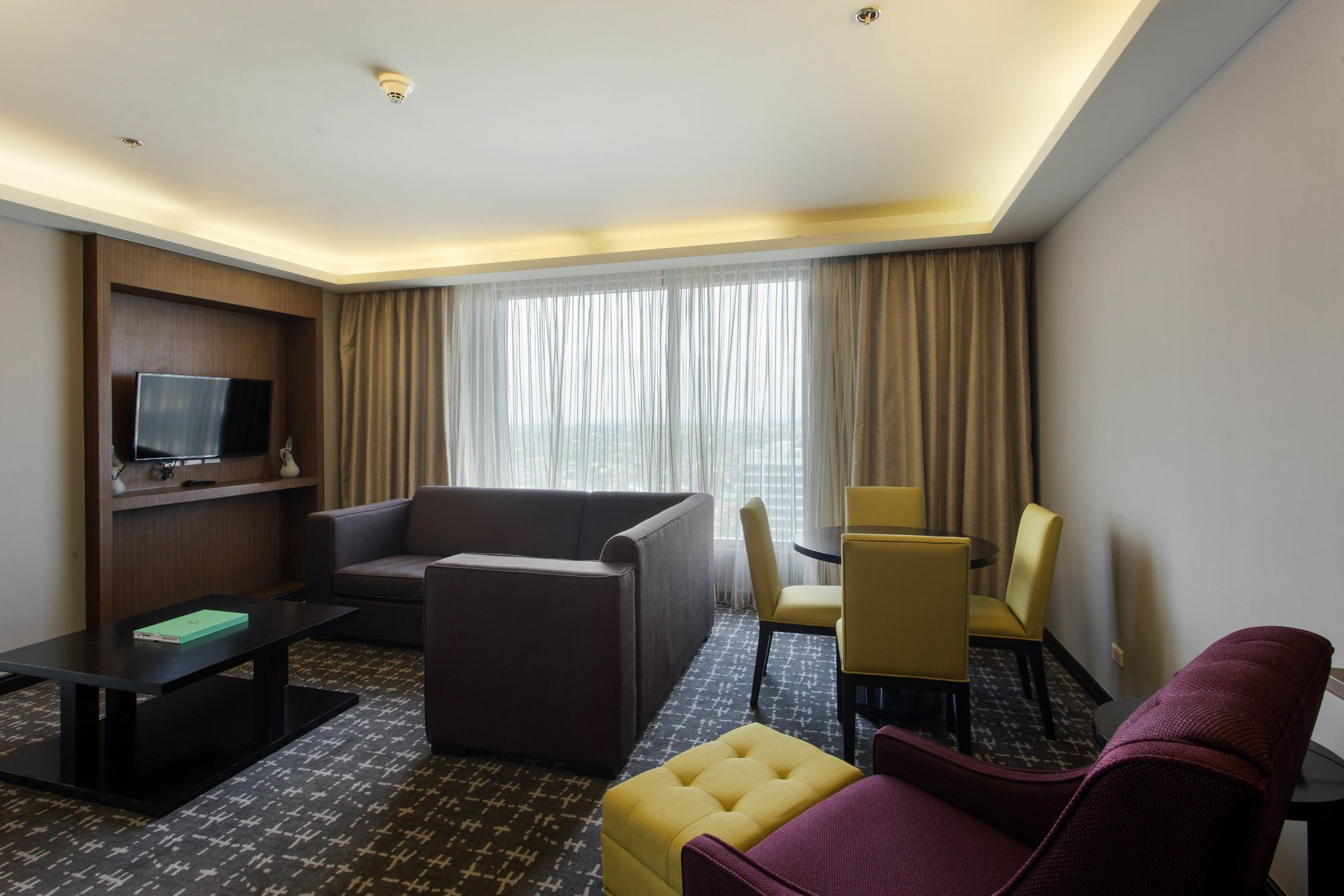 Hotel The Bellevue Manila à Muntinlupa City Extérieur photo