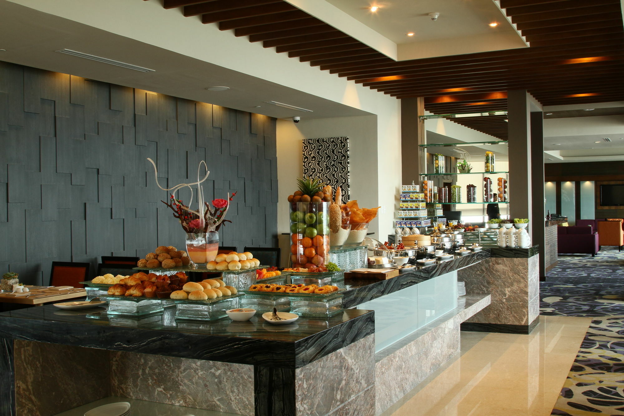 Hotel The Bellevue Manila à Muntinlupa City Extérieur photo