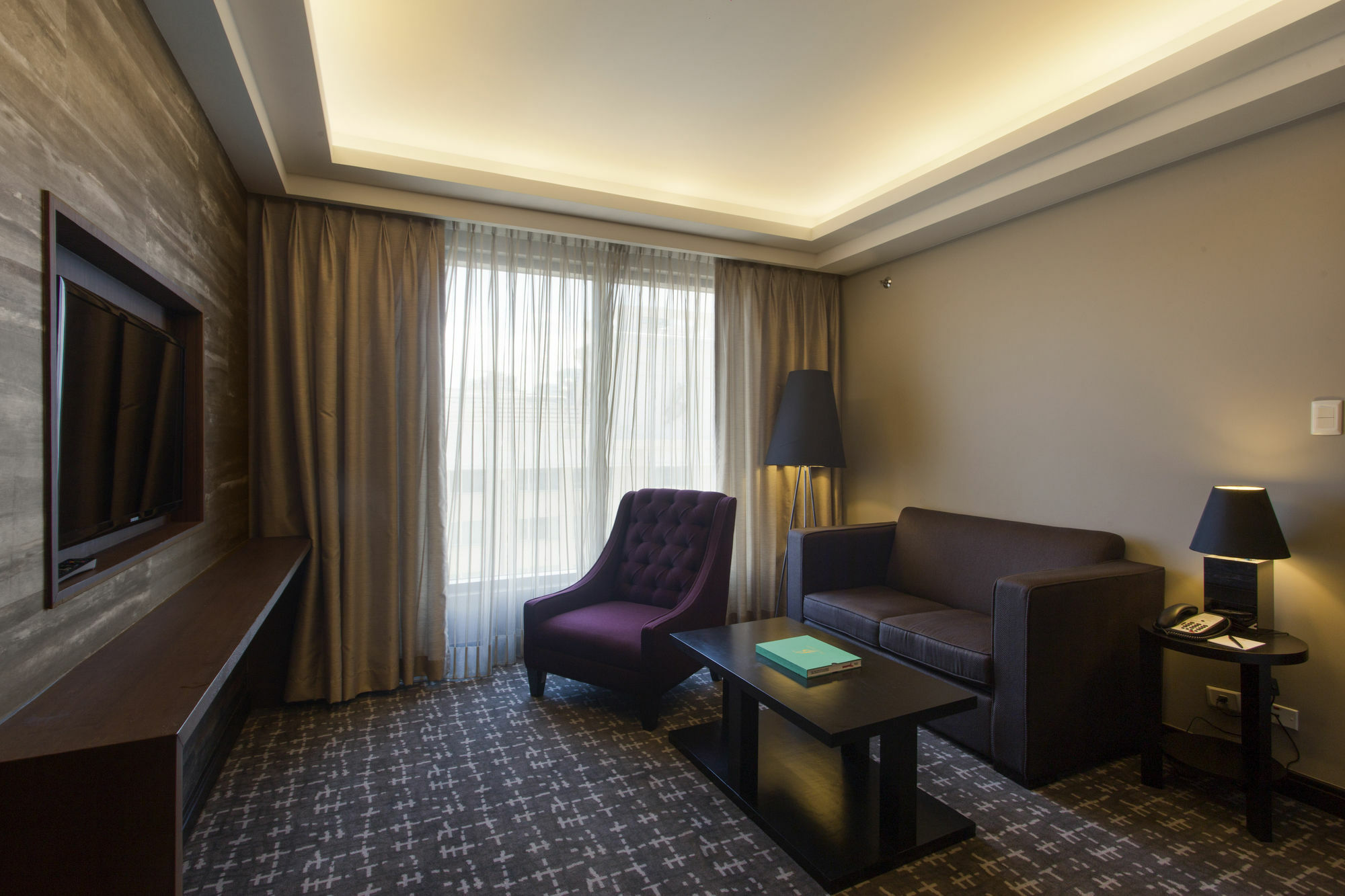 Hotel The Bellevue Manila à Muntinlupa City Extérieur photo