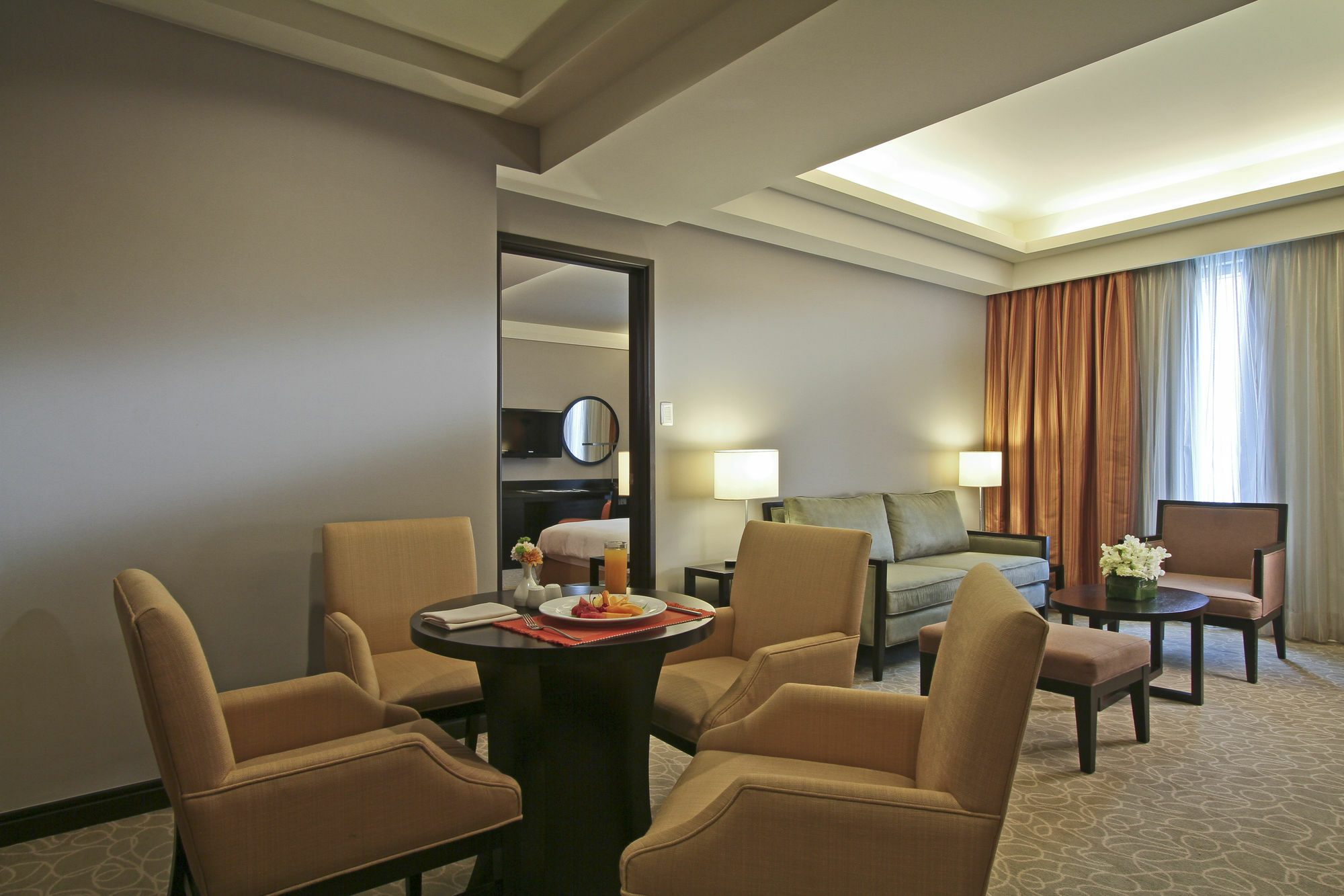 Hotel The Bellevue Manila à Muntinlupa City Extérieur photo